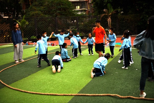 學生進行“健康心行體”之秩序訓練運動（2）.jpg