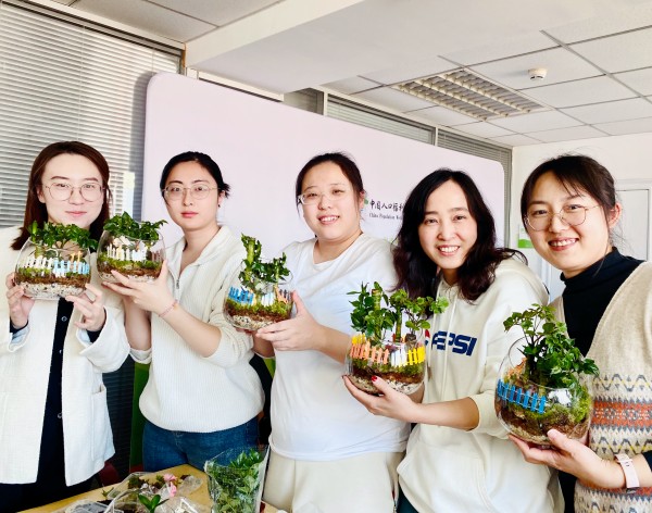 1678262605135135.jpg 4-1指尖“綠”動手工作品展示_副本.jpg