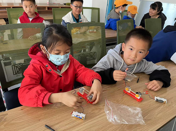 4 關(guān)愛兒童系列活動(dòng)照片 (7).png