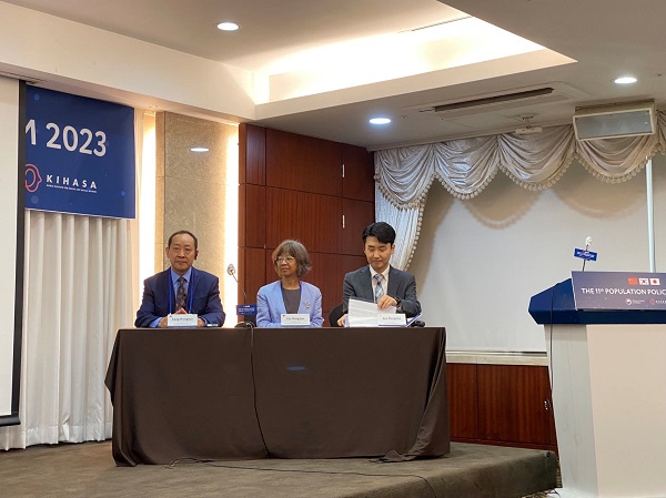 第二主題中方代表（左一、左二） 600.jpg