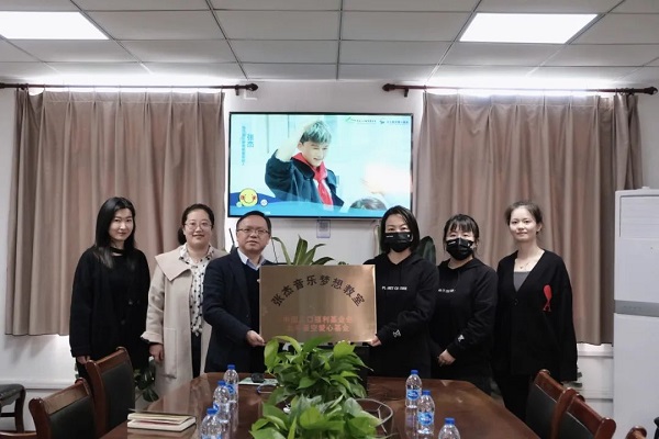 1719457726474994.jpg 640.jpg