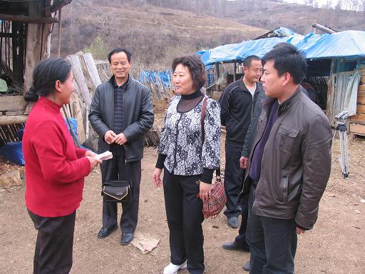 撫松縣計生協開展集資幫扶貧困母親活動 5.jpg