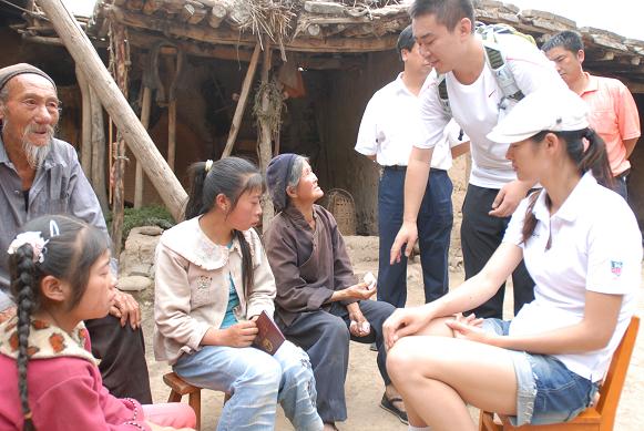 幸福工程扶貧西部行之八——馬艷麗扶貧之行 拒絕8個雞蛋的大餐10.jpg