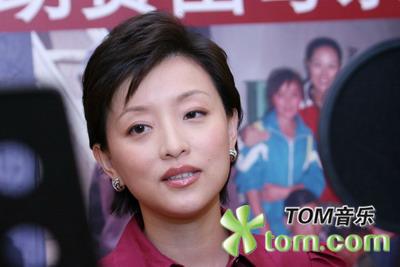 明星媽媽傾情錄制幸福工程主題曲《牽著你的手》 4.jpg