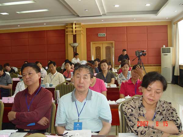 與會(huì)代表 2.jpg