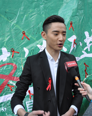 中國人口福利基金會“青春健康 你我同行”愛心宣傳大使于小彤接受媒體采訪