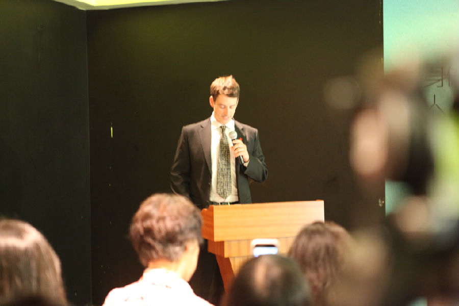 聯合國艾滋病規劃署官員致辭