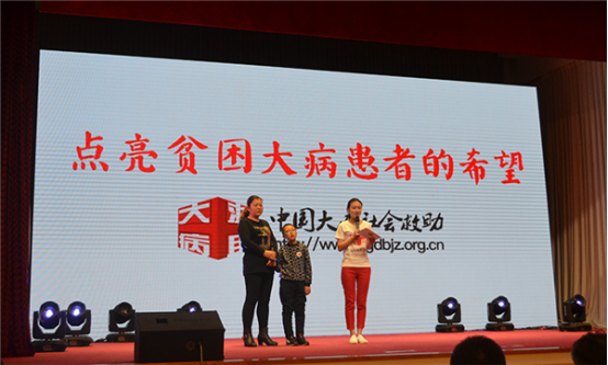 1513667622140464.png blob.png