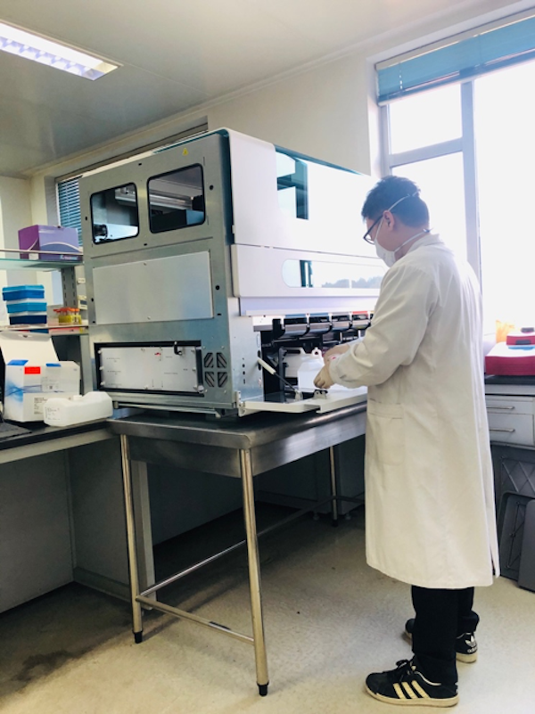 調試捐贈的醫療設備  .png